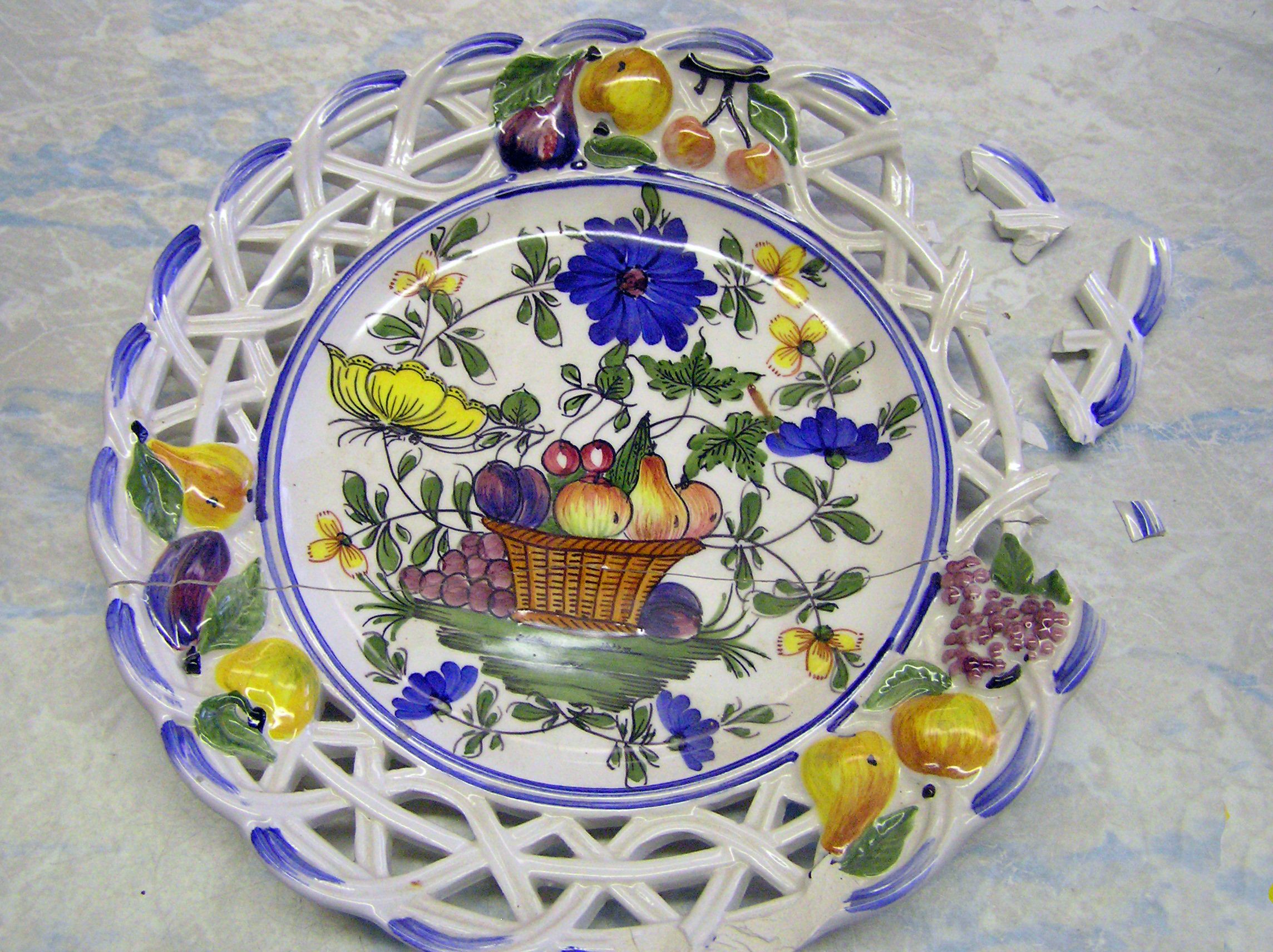 Broken, decorative plate